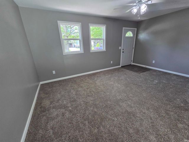 137 Staunton Avenue, Churubusco, IN 46723