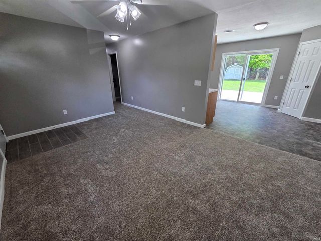 137 Staunton Avenue, Churubusco, IN 46723
