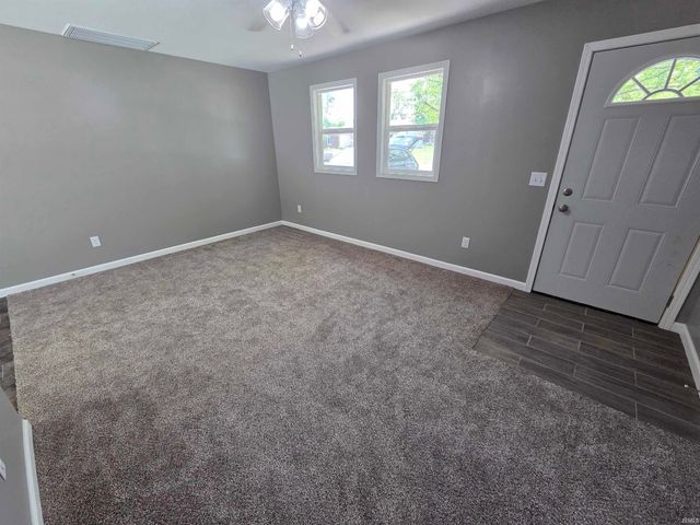 137 Staunton Avenue, Churubusco, IN 46723