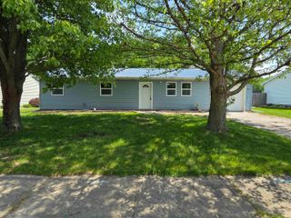 137 Staunton Avenue, Churubusco, IN 46723
