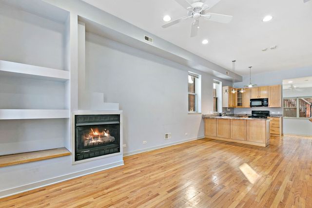 2151 W Race Avenue, Chicago, IL 60612