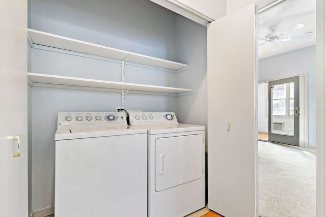 2151 W Race Avenue, Chicago, IL 60612