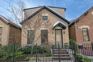 2151 W Race Avenue, Chicago, IL 60612