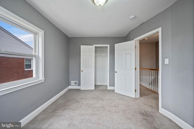 1921 DINEEN, Baltimore, MD 21222