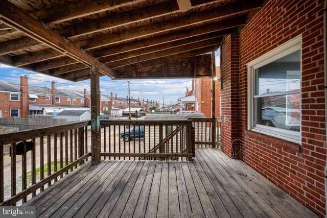 1921 DINEEN, Baltimore, MD 21222