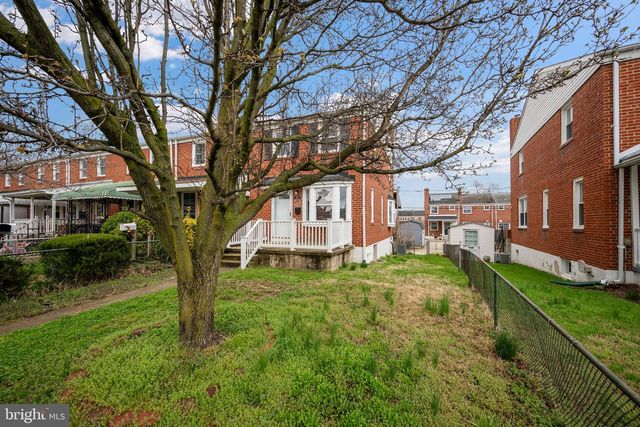 1921 DINEEN, Baltimore, MD 21222