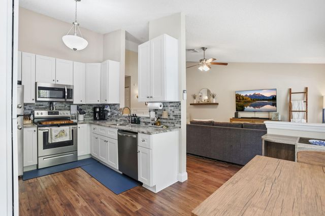 1392 Thornridge Lane, Royal Palm Beach, FL 33411