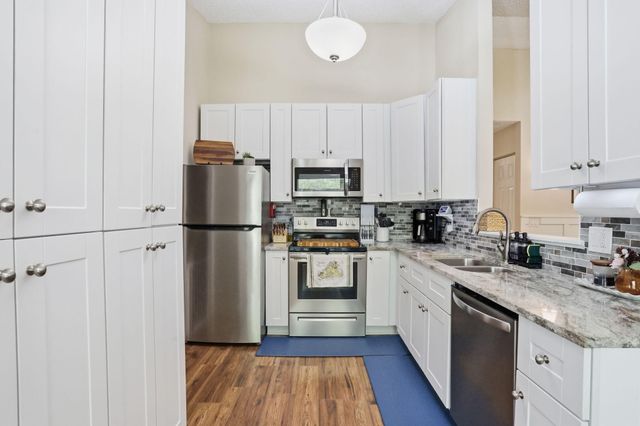 1392 Thornridge Lane, Royal Palm Beach, FL 33411