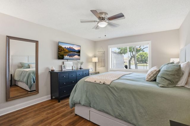 1392 Thornridge Lane, Royal Palm Beach, FL 33411