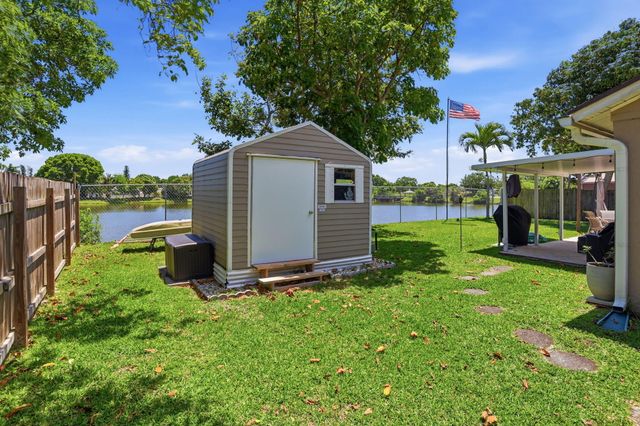 1392 Thornridge Lane, Royal Palm Beach, FL 33411