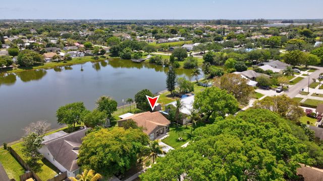 1392 Thornridge Lane, Royal Palm Beach, FL 33411