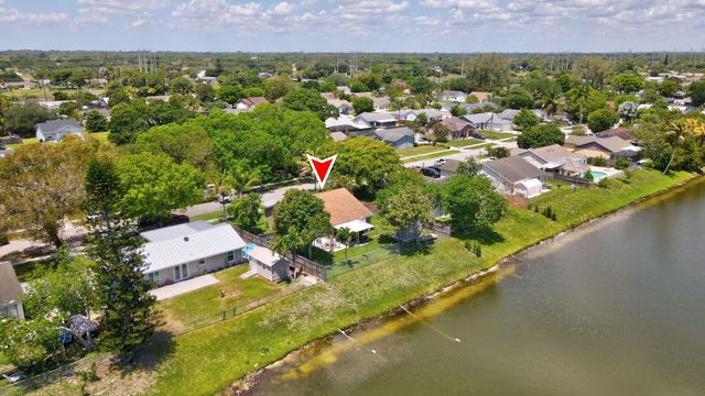 1392 Thornridge Lane, Royal Palm Beach, FL 33411