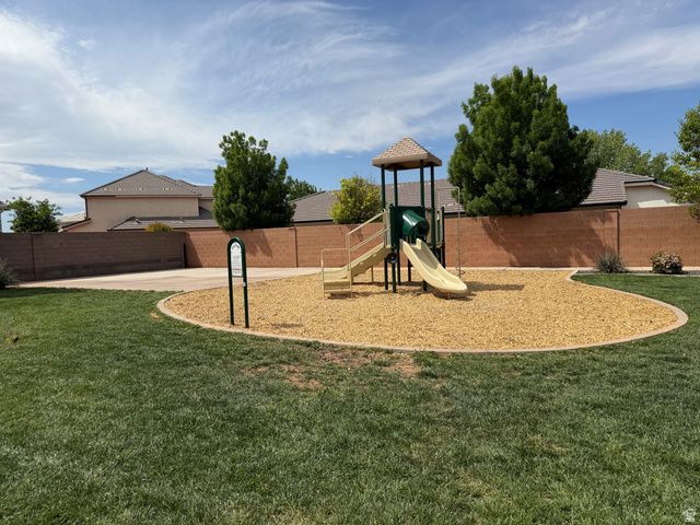 3883 S PLATINUM DR, St. George, UT 84790