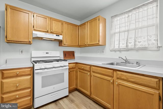 16 RITTERS LN, Owings Mills, MD 21117