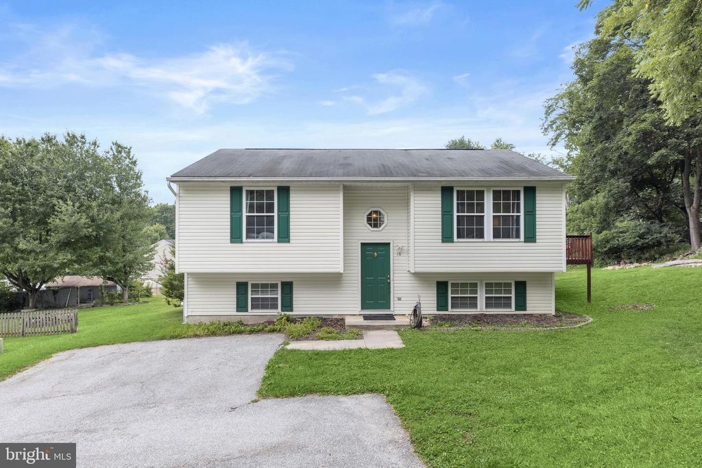16 RITTERS LN, Owings Mills, MD 21117