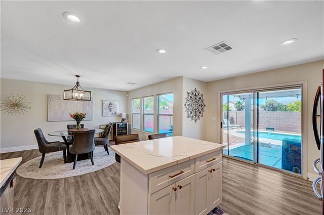 4916 Apache Valley Avenue, Las Vegas, NV 89131