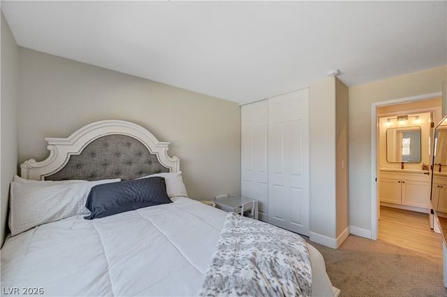 4916 Apache Valley Avenue, Las Vegas, NV 89131