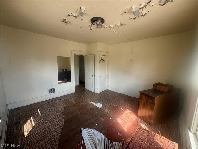 794 Fairgreen Avenue, Youngstown, OH 44510