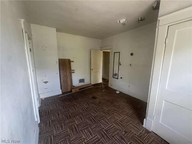 794 Fairgreen Avenue, Youngstown, OH 44510
