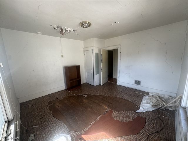 794 Fairgreen Avenue, Youngstown, OH 44510