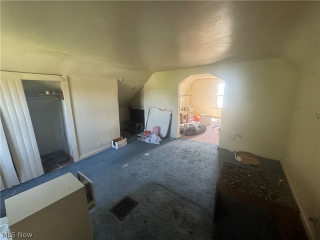 794 Fairgreen Avenue, Youngstown, OH 44510