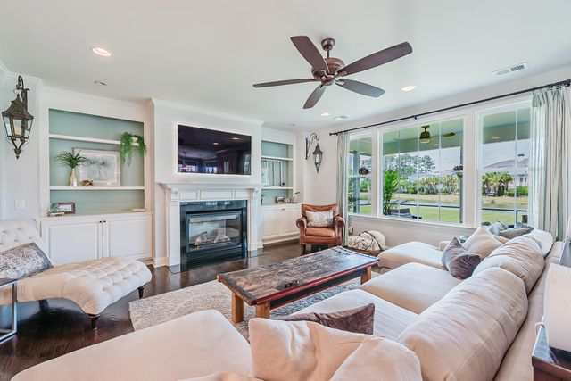 1185 Ayers Plantation Way, Mount Pleasant, SC 29466