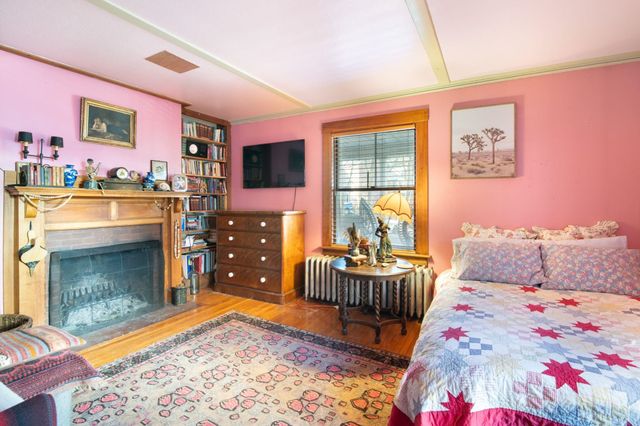 39 Williston Street, Brattleboro, VT 05301