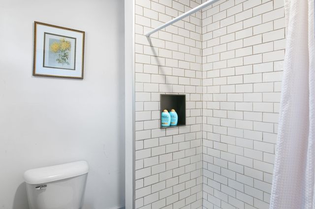 39 Williston Street, Brattleboro, VT 05301