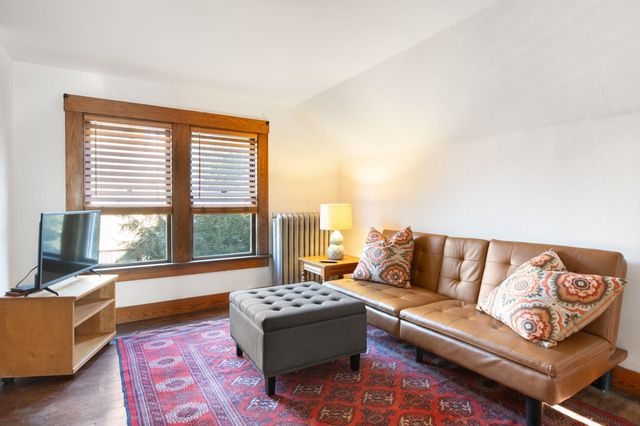 39 Williston Street, Brattleboro, VT 05301