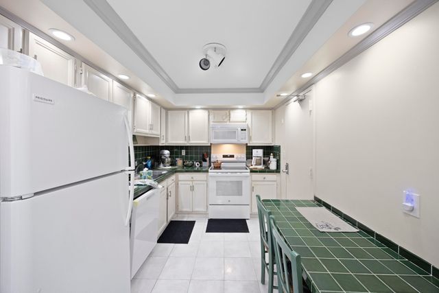 10777 W Sample Road 508, Coral Springs, FL 33065