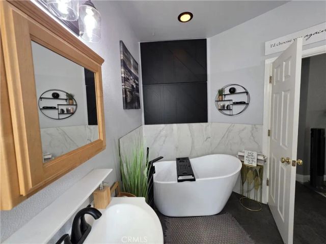 63 Glenbrook Court, Chico, CA 95973