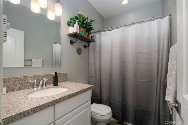 29121 Black Oak, Lake Elsinore, CA 92530