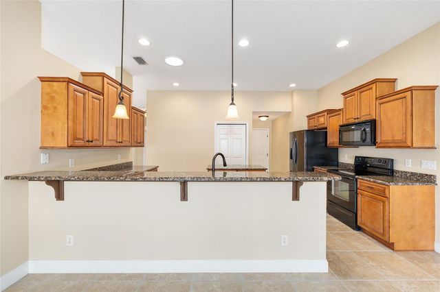 915 SE 69TH AVENUE, Ocala, FL 34472