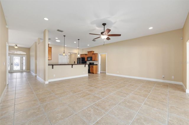 915 SE 69TH AVENUE, Ocala, FL 34472