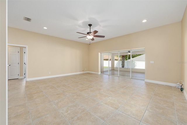 915 SE 69TH AVENUE, Ocala, FL 34472