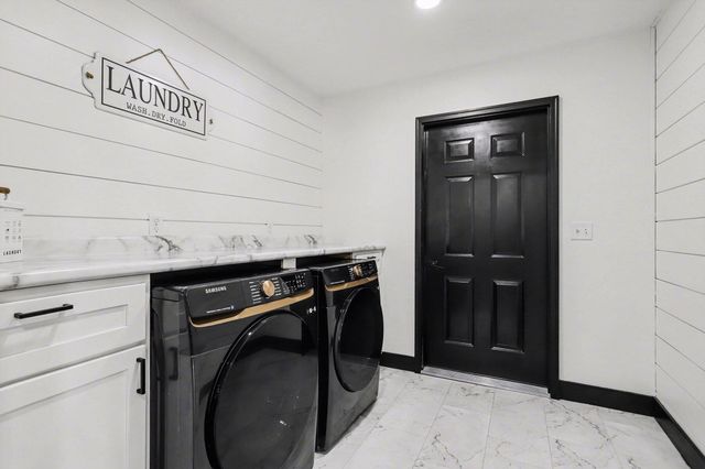 17895 Marl Lake Road, White Pigeon, MI 49099