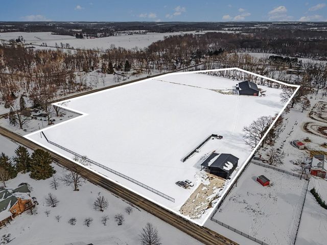 17895 Marl Lake Road, White Pigeon, MI 49099