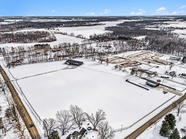 17895 Marl Lake Road, White Pigeon, MI 49099