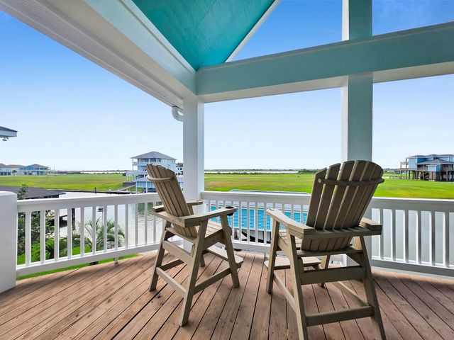 2005 & 2009 Laguna Harbor Cove Boulevard, Port Bolivar, TX 77650