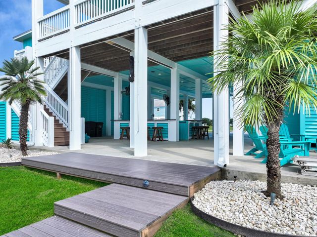 2005 & 2009 Laguna Harbor Cove Boulevard, Port Bolivar, TX 77650