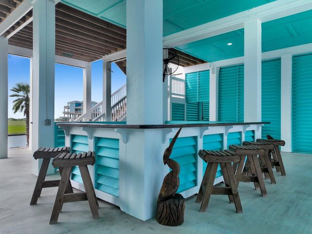 2005 & 2009 Laguna Harbor Cove Boulevard, Port Bolivar, TX 77650