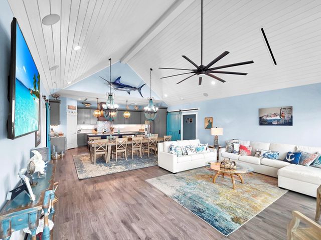 2005 & 2009 Laguna Harbor Cove Boulevard, Port Bolivar, TX 77650