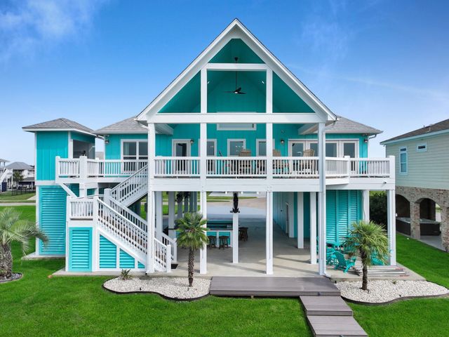 2005 & 2009 Laguna Harbor Cove Boulevard, Port Bolivar, TX 77650