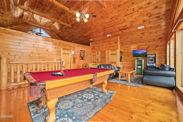 1447 Eagle Cloud Way, Sevierville, TN 37862