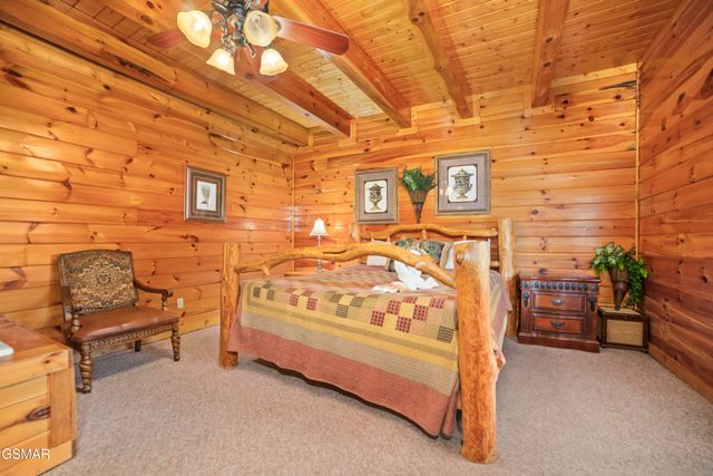 1447 Eagle Cloud Way, Sevierville, TN 37862