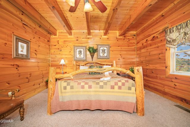 1447 Eagle Cloud Way, Sevierville, TN 37862