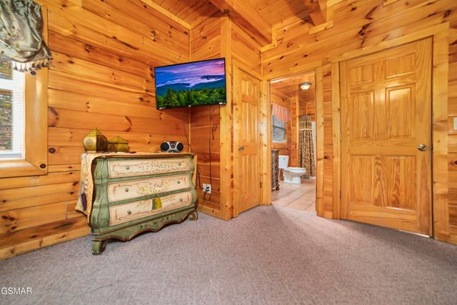 1447 Eagle Cloud Way, Sevierville, TN 37862