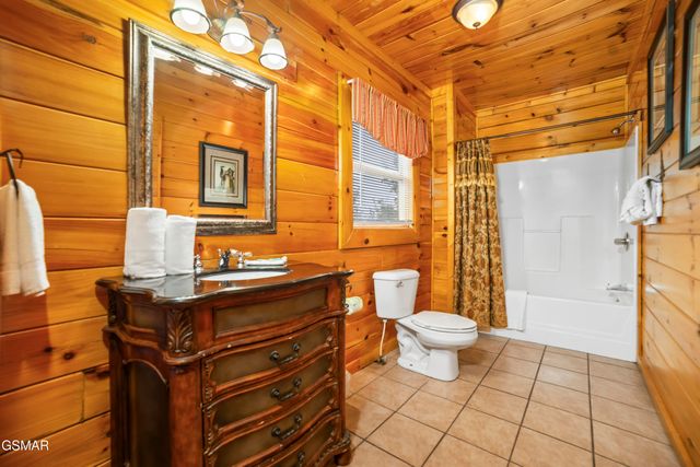 1447 Eagle Cloud Way, Sevierville, TN 37862