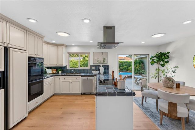 19798 Colby Court, Saratoga, CA 95070