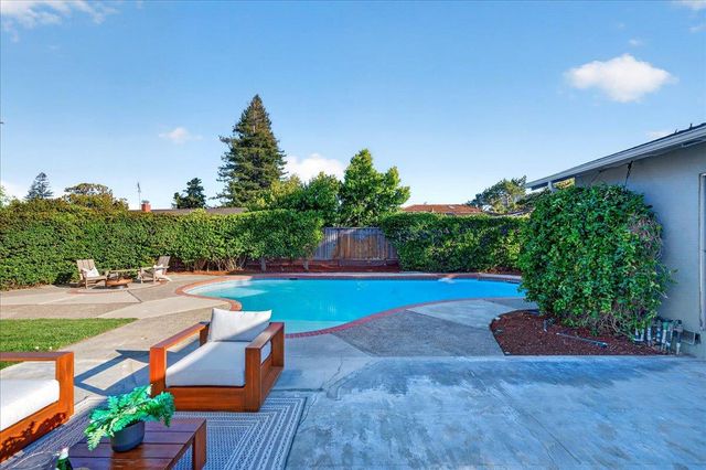 19798 Colby Court, Saratoga, CA 95070
